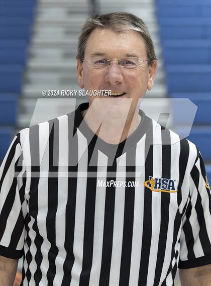 Thumbnail 1 in Belleville East vs Carlyle (Columbia Tip Off Tournament) photogallery.