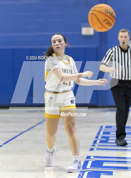 Thumbnail 2 in Belleville East vs Carlyle (Columbia Tip Off Tournament) photogallery.