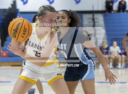 Thumbnail 2 in Belleville East vs Carlyle (Columbia Tip Off Tournament) photogallery.