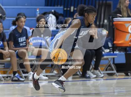 Thumbnail 2 in Belleville East vs Carlyle (Columbia Tip Off Tournament) photogallery.