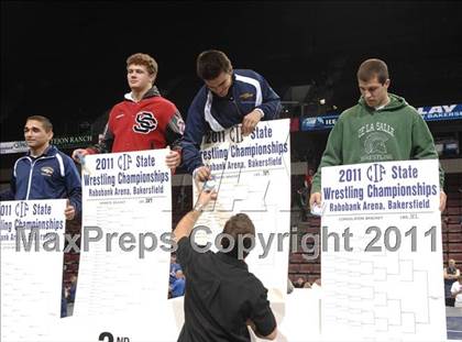 Thumbnail 1 in CIF State Boys Wrestling Championships (Awards) photogallery.