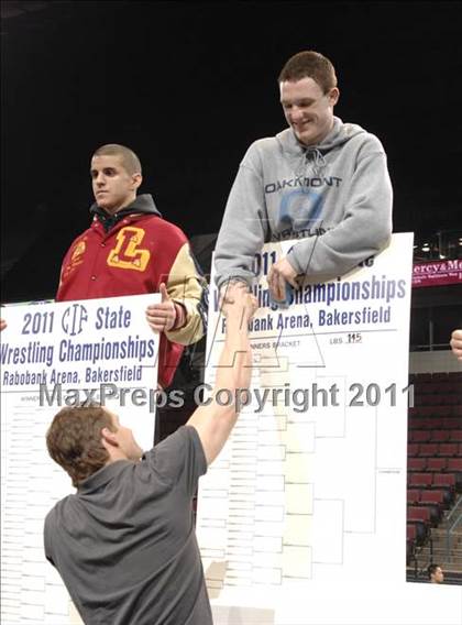 Thumbnail 1 in CIF State Boys Wrestling Championships (Awards) photogallery.