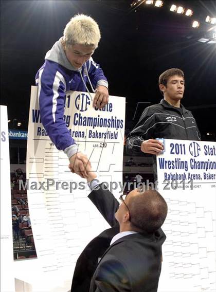 Thumbnail 2 in CIF State Boys Wrestling Championships (Awards) photogallery.