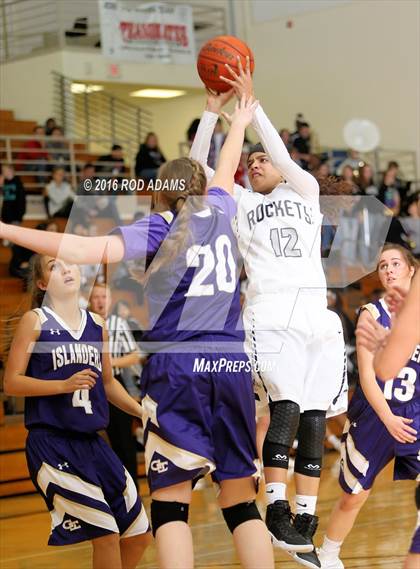 Thumbnail 1 in Grand Island @ Lincoln Northeast photogallery.