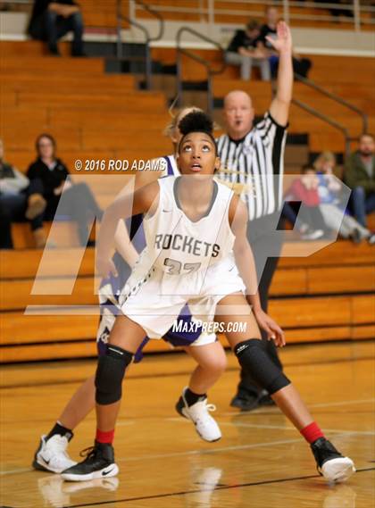 Thumbnail 2 in Grand Island @ Lincoln Northeast photogallery.