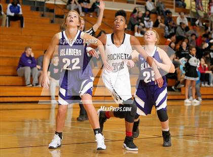 Thumbnail 3 in Grand Island @ Lincoln Northeast photogallery.