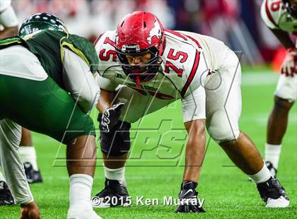 Thumbnail 3 in North Shore vs Cypress Falls (UIL 6A Regional Playoff) photogallery.