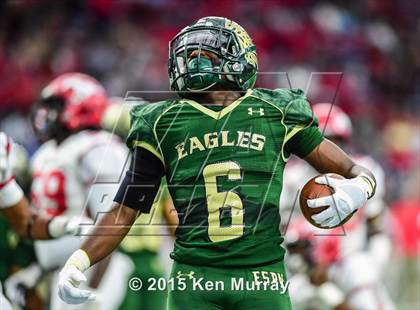 Thumbnail 3 in North Shore vs Cypress Falls (UIL 6A Regional Playoff) photogallery.