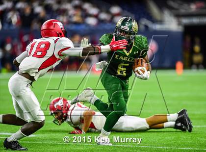 Thumbnail 1 in North Shore vs Cypress Falls (UIL 6A Regional Playoff) photogallery.
