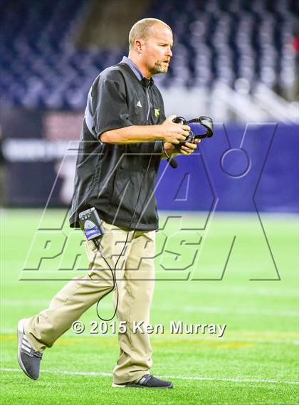Thumbnail 1 in North Shore vs Cypress Falls (UIL 6A Regional Playoff) photogallery.