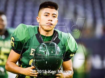 Thumbnail 3 in North Shore vs Cypress Falls (UIL 6A Regional Playoff) photogallery.