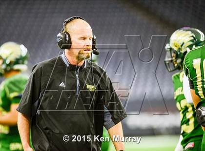 Thumbnail 3 in North Shore vs Cypress Falls (UIL 6A Regional Playoff) photogallery.
