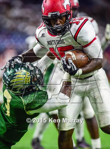 Thumbnail 1 in North Shore vs Cypress Falls (UIL 6A Regional Playoff) photogallery.