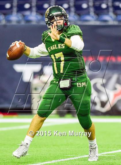 Thumbnail 1 in North Shore vs Cypress Falls (UIL 6A Regional Playoff) photogallery.