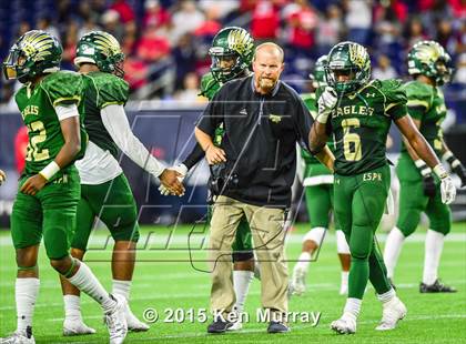 Thumbnail 3 in North Shore vs Cypress Falls (UIL 6A Regional Playoff) photogallery.