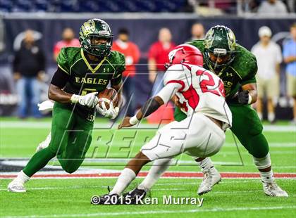 Thumbnail 1 in North Shore vs Cypress Falls (UIL 6A Regional Playoff) photogallery.