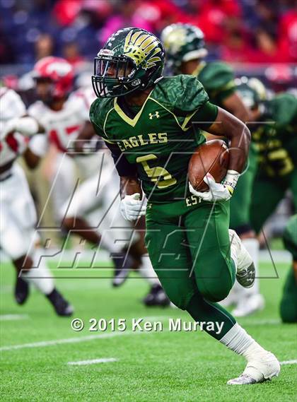 Thumbnail 1 in North Shore vs Cypress Falls (UIL 6A Regional Playoff) photogallery.