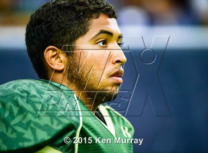 Thumbnail 3 in North Shore vs Cypress Falls (UIL 6A Regional Playoff) photogallery.