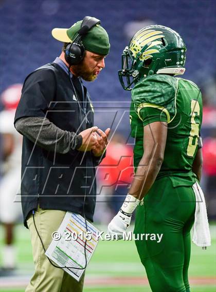 Thumbnail 2 in North Shore vs Cypress Falls (UIL 6A Regional Playoff) photogallery.