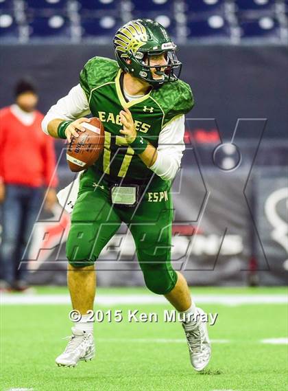 Thumbnail 3 in North Shore vs Cypress Falls (UIL 6A Regional Playoff) photogallery.