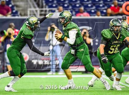 Thumbnail 2 in North Shore vs Cypress Falls (UIL 6A Regional Playoff) photogallery.