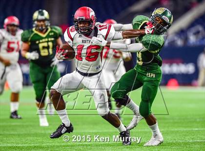 Thumbnail 1 in North Shore vs Cypress Falls (UIL 6A Regional Playoff) photogallery.