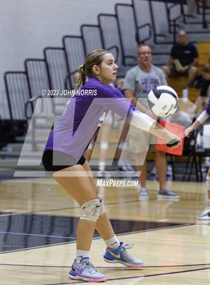 Thumbnail 1 in Fort Wayne Blackhawk Christian @ Leo photogallery.