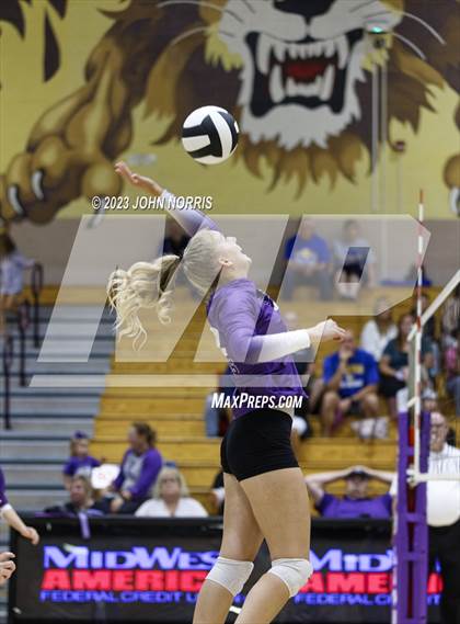 Thumbnail 3 in Fort Wayne Blackhawk Christian @ Leo photogallery.