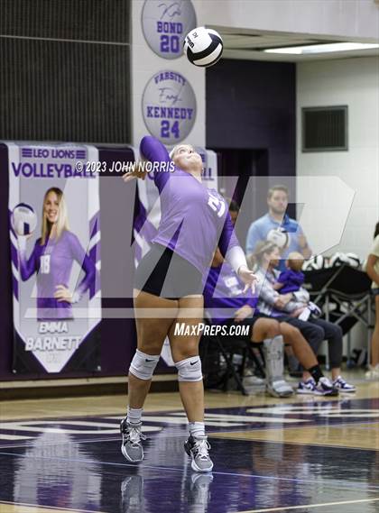 Thumbnail 3 in Fort Wayne Blackhawk Christian @ Leo photogallery.