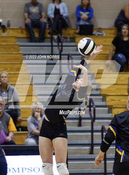 Thumbnail 2 in Fort Wayne Blackhawk Christian @ Leo photogallery.