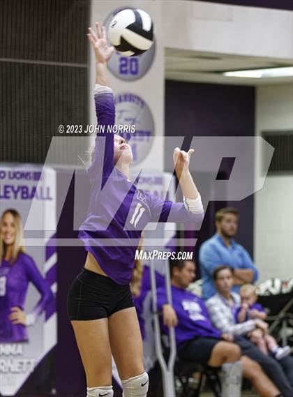 Thumbnail 3 in Fort Wayne Blackhawk Christian @ Leo photogallery.