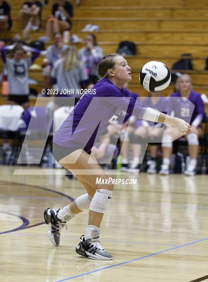 Thumbnail 3 in Fort Wayne Blackhawk Christian @ Leo photogallery.