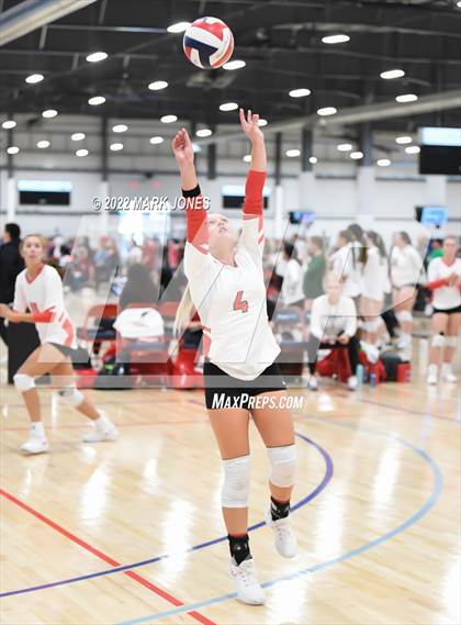 Thumbnail 2 in Imperial vs. Olympian (Nike TOC Southwest) photogallery.