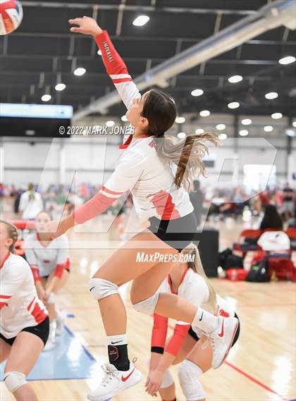 Thumbnail 3 in Imperial vs. Olympian (Nike TOC Southwest) photogallery.