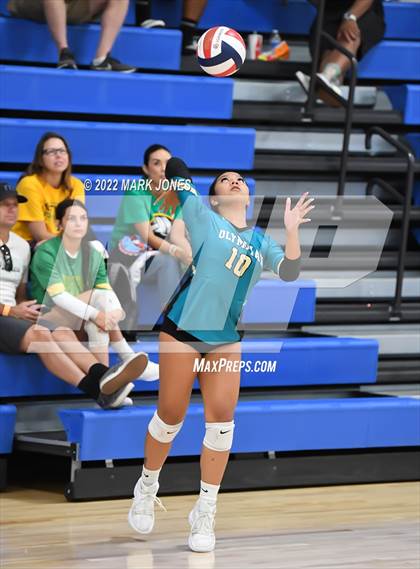 Thumbnail 3 in Imperial vs. Olympian (Nike TOC Southwest) photogallery.