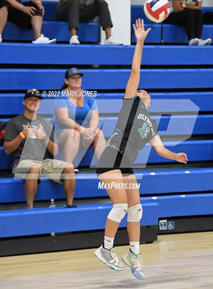 Thumbnail 1 in Imperial vs. Olympian (Nike TOC Southwest) photogallery.