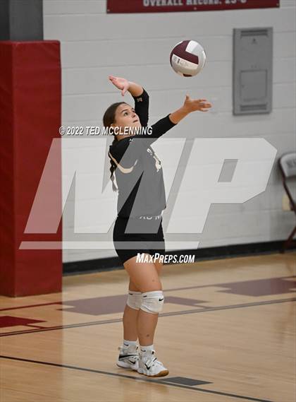 Thumbnail 2 in Clinton @ Perryville photogallery.
