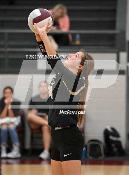 Thumbnail 1 in Clinton @ Perryville photogallery.