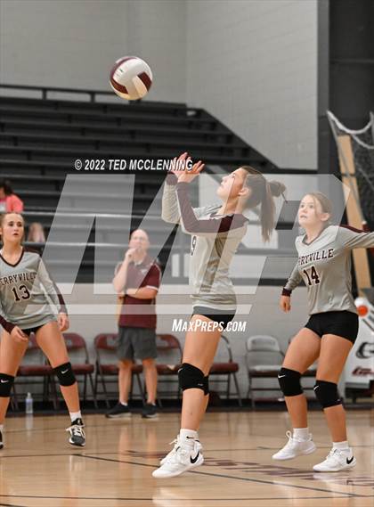 Thumbnail 2 in Clinton @ Perryville photogallery.