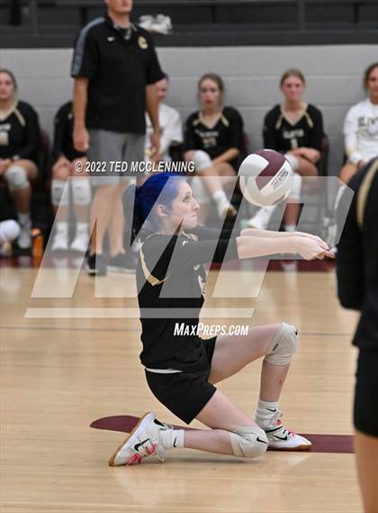 Thumbnail 2 in Clinton @ Perryville photogallery.