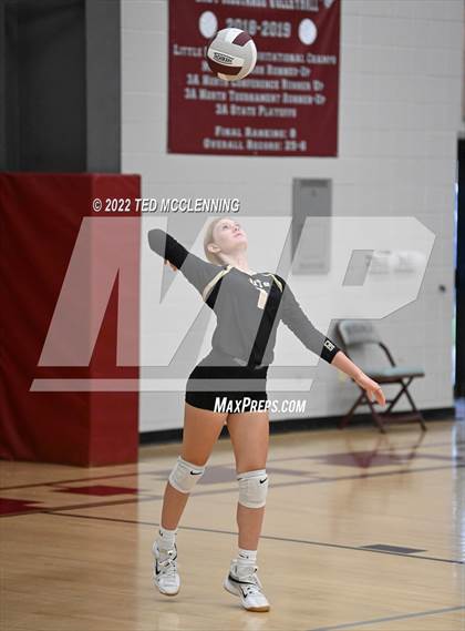 Thumbnail 2 in Clinton @ Perryville photogallery.
