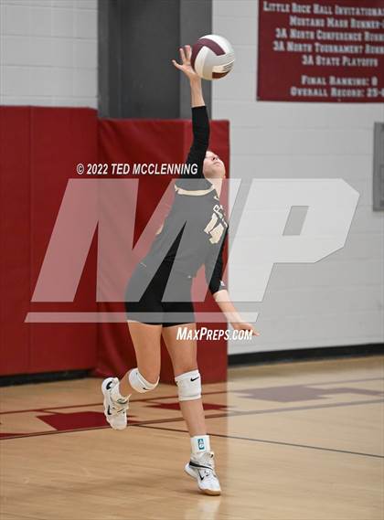 Thumbnail 1 in Clinton @ Perryville photogallery.
