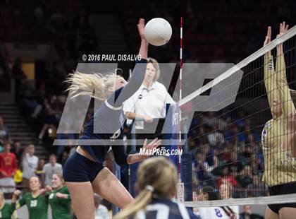 Thumbnail 3 in Holy Family vs. Valor Christian (CHSAA 4A Semi-Final) photogallery.