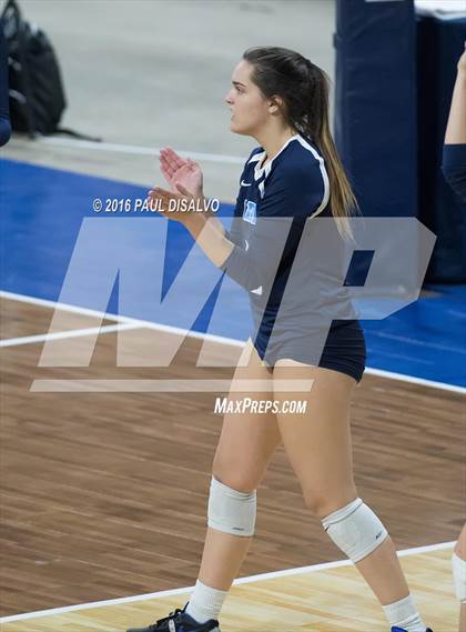 Thumbnail 2 in Holy Family vs. Valor Christian (CHSAA 4A Semi-Final) photogallery.
