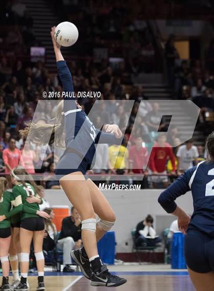 Thumbnail 3 in Holy Family vs. Valor Christian (CHSAA 4A Semi-Final) photogallery.
