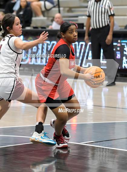 Thumbnail 1 in Tucson High Magnet School vs Red Mountain (AIA 6A Play-In) photogallery.