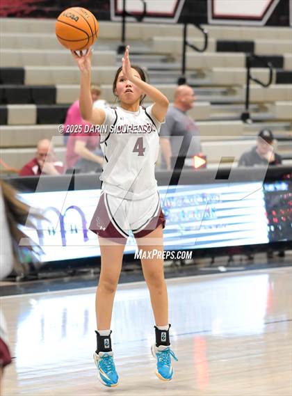 Thumbnail 3 in Tucson High Magnet School vs Red Mountain (AIA 6A Play-In) photogallery.