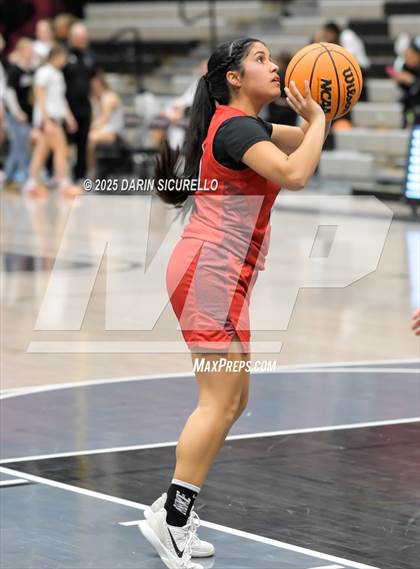 Thumbnail 2 in Tucson High Magnet School vs Red Mountain (AIA 6A Play-In) photogallery.