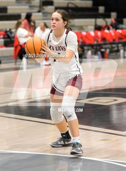 Thumbnail 2 in Tucson High Magnet School vs Red Mountain (AIA 6A Play-In) photogallery.