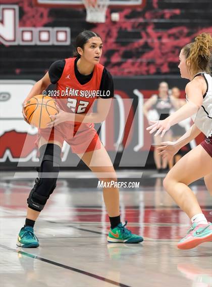Thumbnail 1 in Tucson High Magnet School vs Red Mountain (AIA 6A Play-In) photogallery.